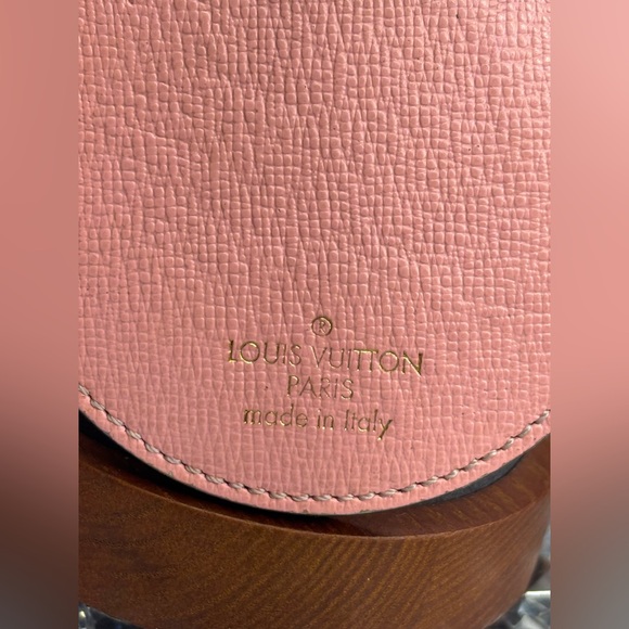 Louis Vuitton 2016 Limited Edition Monogram Jungle Dots Bag Charm EUC - Picture 4 of 9